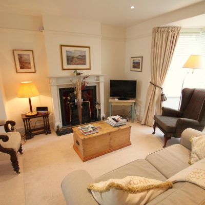 Lowerbourne (sleeps 4)