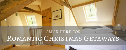 Romantic Christmas cottage getaways