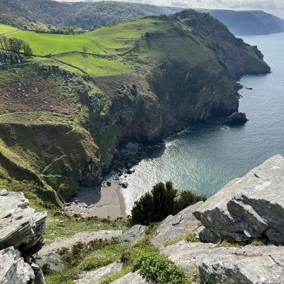 Wringcliff Bay - Photo by: @lozsleisure