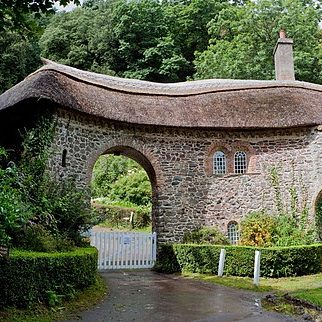 Worthy toll road gatehouse