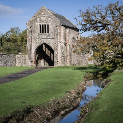 Cleeve Abbey Gatehouse & Moat